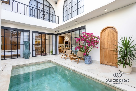 Image 1 from Villa Mewah Baru dengan 3 Kamar Tidur Dijual di Balangan