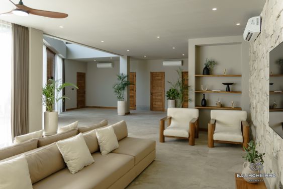 Image 4 from Villa de luxe neuve de 5 chambres à vendre en bail à Berawa