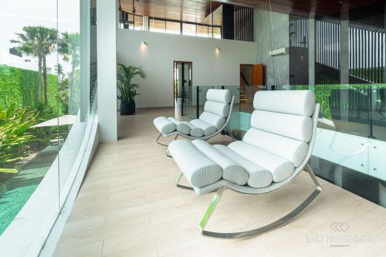 Image 18 from Villa 6 Kamar Baru Yang Mewah Dijual di Tepi Pantai Pererenan Bali