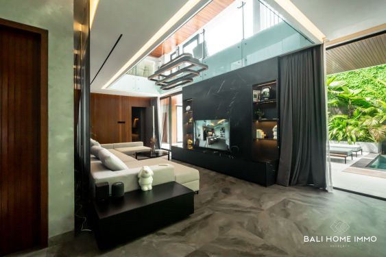 Image 4 from Villa 6 Kamar Baru Yang Mewah Dijual di Tepi Pantai Pererenan Bali