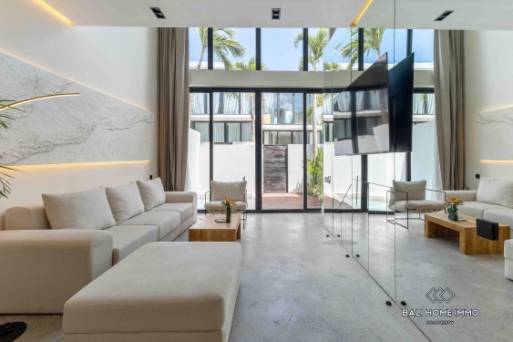 Brand new Modern 1 Bedroom Villa for Sale Leasehold in Canggu Berawa Bali