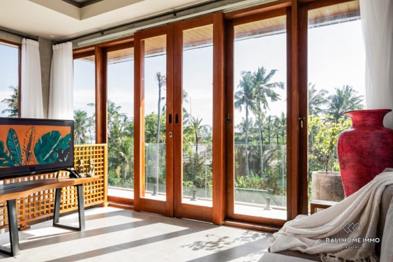 Image 7 from BRAND NEW OCEAN VIEW 4 BEDROOM VILLA FOR SALE AND RENT NEAR CEMAGI BEACH