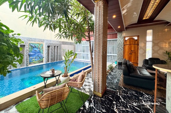 Villa neuve de 3 chambres à coucher avec espace de vie ouvert à louer à Tumbak Bayuh