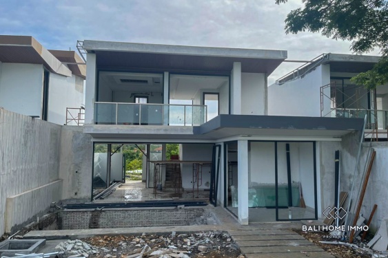 Image 5 from Villa Premium 3 Kamar Dijual di Bingin – Pemandangan Lapangan Golf, Perbukitan, dan Hutan