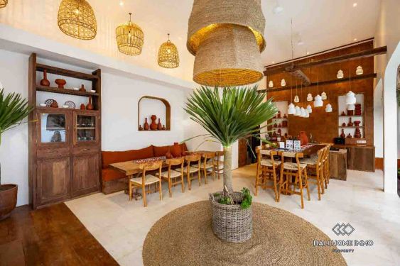 Image 8 from Villa Baru Premium 4 Kamar Dikontrakkan di Umalas Bali