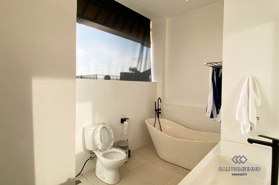 Image 17 from Brand New Spacious 5 Bedroom Ocean View Villa for Sale in Ungasan