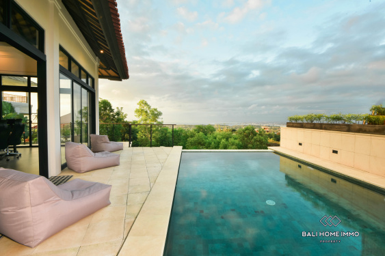 Image 3 from Dijual Vila Baru dengan 5 Kamar Tidur dan Pemandangan Laut di Ungasan