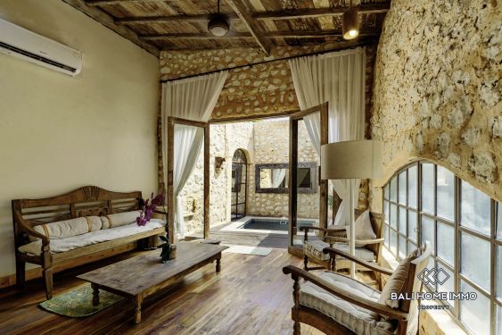 Image 3 from Charming 1 Bedroom Mediterranean Villa for Sale in Padang Padang
