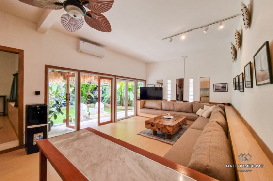 Image 2 from Charmante villa de 2 chambres à louer au mois à Seminyak, Bali (Oberoi)