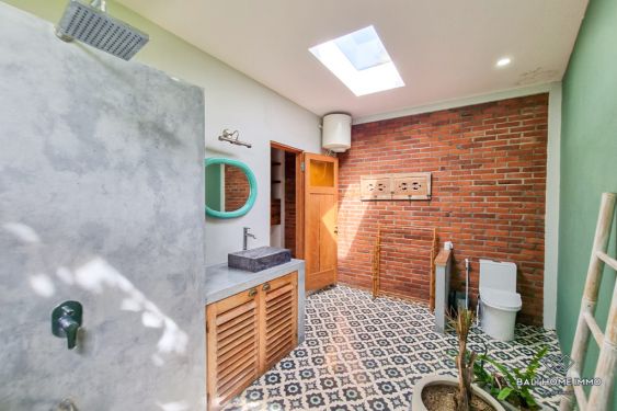 Image 13 from Villa 2 Kamar Tidur Menawan dengan Taman Dijual dan Disewa di Buduk dekat Canggu