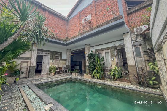 Villa 2 Kamar Tidur Menawan Disewakan di Kerobokan Bali
