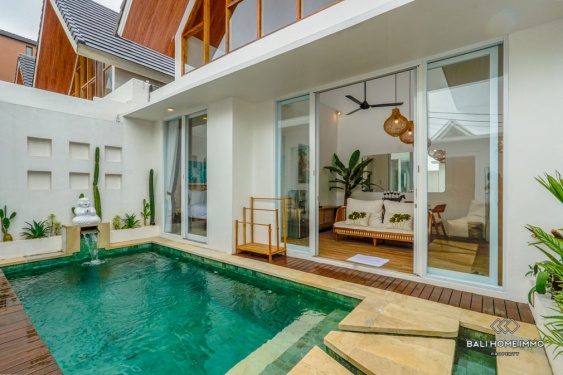 Villa Menawan 2 Kamar Dijual dengan Status Hak Sewa di Kerobokan, Bali
