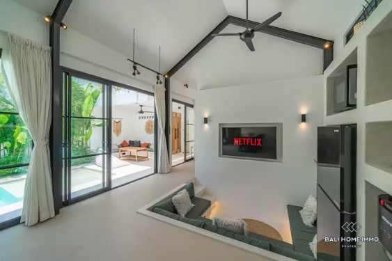 Image 4 from Vila 2 Kamar Menawan Dijual dan Disewakan di Tepi Pantai Pererenan Bali