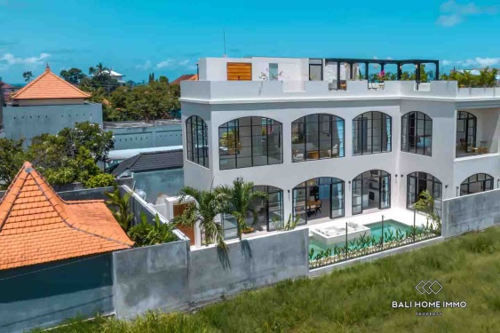 Image 20 from Charming 3 bedroom villa for rent in Cemagi