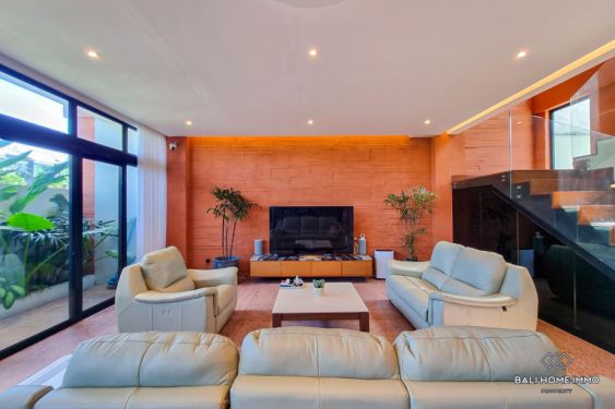 Image 4 from Charming 3 Bedroom Villa for Sale and Rent in Bali Berawa