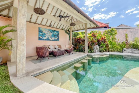 Image 2 from Charmante villa de 3 chambres à vendre à Kerobokan Bali