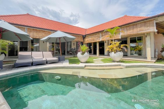 Image 1 from Villa 3 Kamar yang Menawan Dijual di Kerobokan Bali