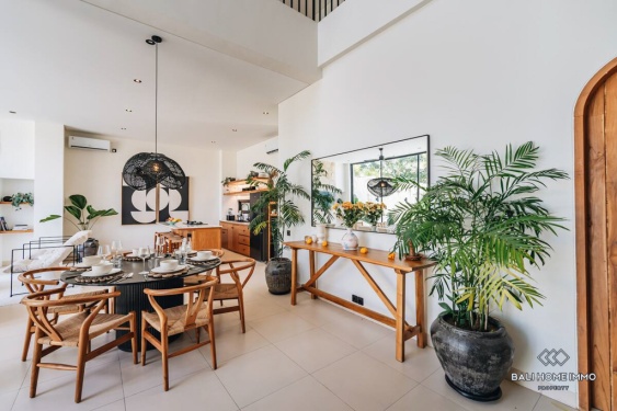 Image 5 from Charming 3 Bedroom Villa for Sale Leasehold in Bali Canggu Batu Bolong-Echo Beach