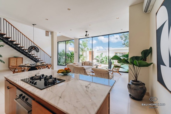 Image 8 from Charming 3 Bedroom Villa for Sale Leasehold in Bali Canggu Batu Bolong-Echo Beach