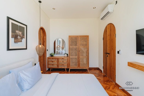 Image 18 from Charming 3 Bedroom Villa for Sale Leasehold in Bali Canggu Batu Bolong-Echo Beach