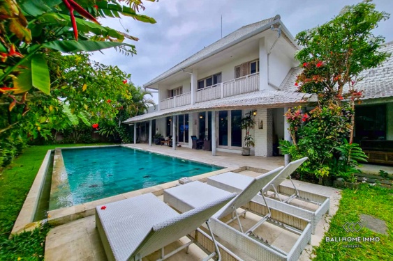 Image 1 from Charming 3 Bedroom Villa for Sale Leasehold in Bali Canggu Berawa