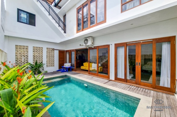 Image 2 from Villa Menawan dengan 3 Kamar Tidur untuk Disewakan Tahunan di Bali Berawa