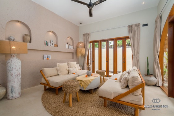 Image 3 from Charmante villa de 3 chambres en location à l'année à Bali Canggu Batu Bolong Echo Beach
