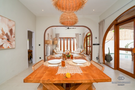 Image 6 from Charmante villa de 3 chambres en location à l'année à Bali Canggu Batu Bolong Echo Beach