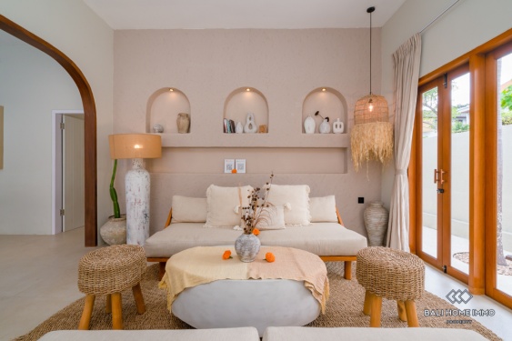 Image 4 from Charmante villa de 3 chambres en location à l'année à Bali Canggu Batu Bolong Echo Beach