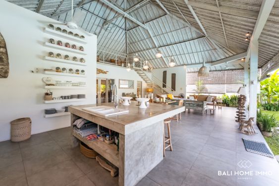 Image 8 from Villa 3 Kamar dengan taman Dijual di Bali Batu Belig