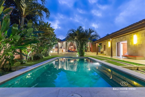 Rumah Tamu Menawan dengan 4 Kamar Dijual di Nyanyi, Bali
