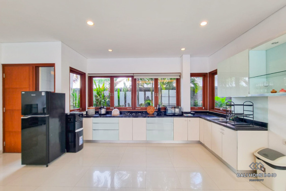 Image 8 from Vila 3 Kamar Tidur Menawan Disewakan Bulanan di Berawa