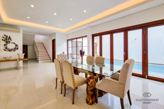 Image 6 from Vila 3 Kamar Tidur Menawan Disewakan Bulanan di Berawa