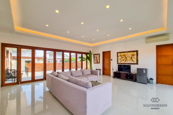 Image 9 from Vila 3 Kamar Tidur Menawan Disewakan Bulanan di Berawa