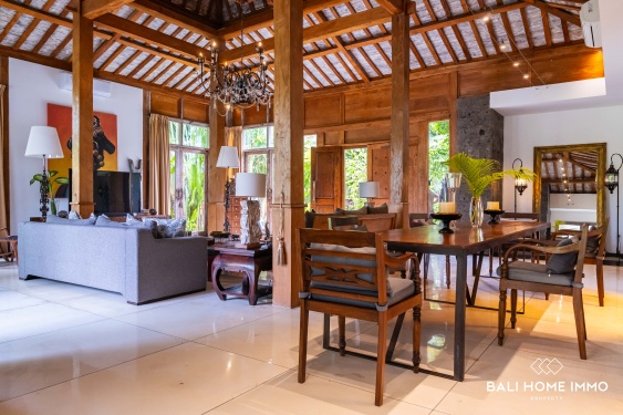 Image 5 from CHARMANTE VILLA DE 4 CHAMBRES À LOUER À BALI CANGGU