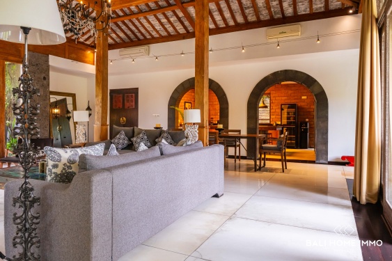 Image 4 from CHARMANTE VILLA DE 4 CHAMBRES À LOUER À BALI CANGGU