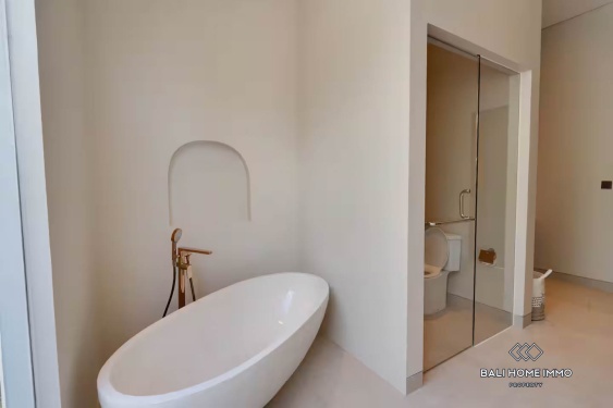 Image 20 from Charming 4 bedroom villa for rent in Cemagi