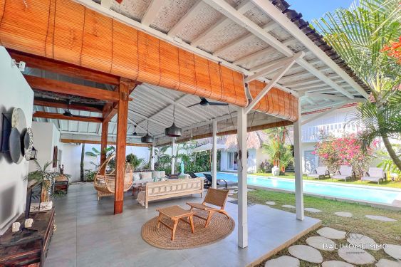 Image 3 from Dijual Villa Menawan 4 Kamar Tidur dengan Taman di pusat Seminyak