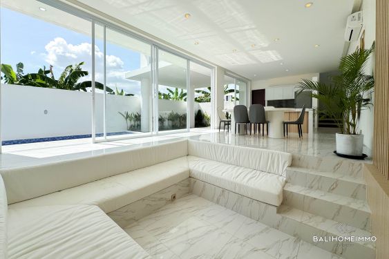 Image 6 from Villa 4 Kamar Tidur Menawan Dijual di Seminyak