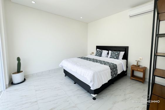 Image 14 from Villa 4 Kamar Tidur Menawan Dijual di Seminyak