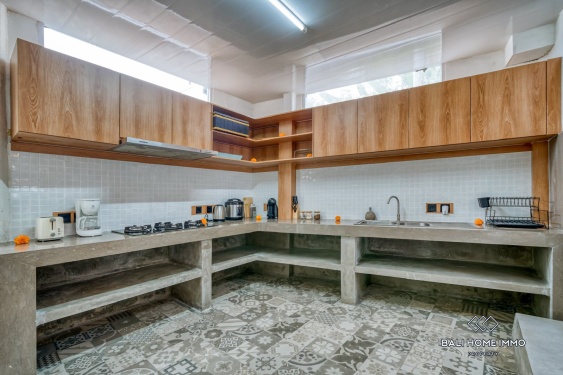 Image 13 from Charming 4 Bedroom Villa for Sale Leasehold in Cemagi