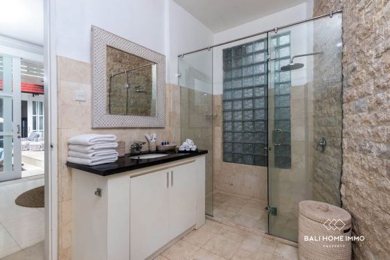 Image 16 from Charming 4-Bedroom Villa for Sale Strategically located in Berawa