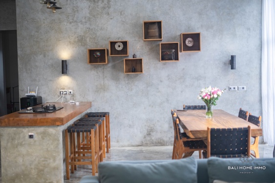 Image 4 from Charming 5 Bedroom Villa for Sale and Rent in Bali Umalas