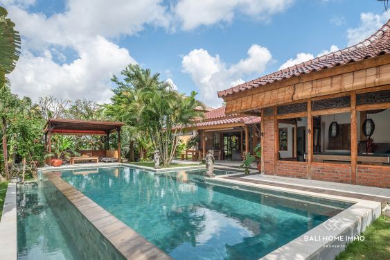Image 1 from Dijual Sewa Vila 5 Kamar Menawan dengan Pemandangan Sawah di Buduk Bali