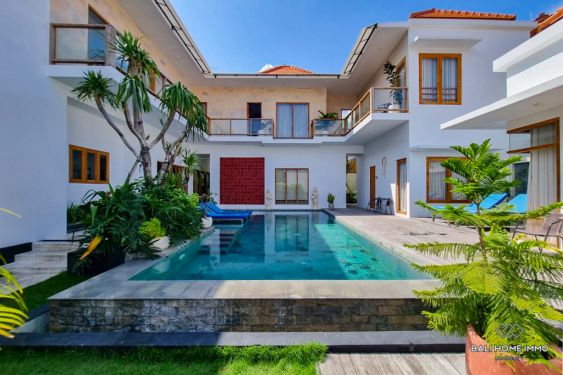 Image 1 from Charming 6 Bedroom Villa for Sale Leasehold in Bali Batu Belig