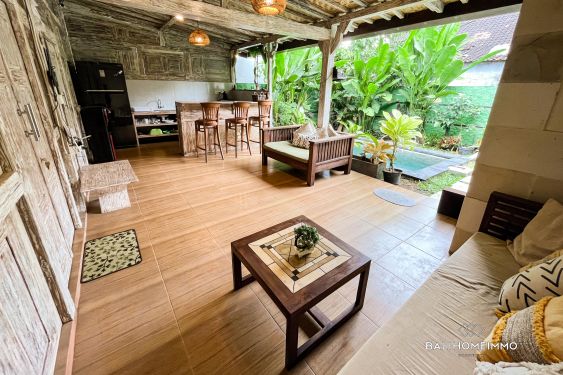 Image 2 from Charmante villa Joglo de 2 chambres à louer à Kerobokan Bali
