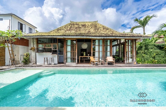 Charmante villa de 3 chambres de style Limasan à louer à Bali Umalas