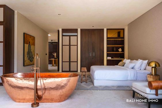 Image 11 from Villa de luxe de 4 + 1 chambres à vendre en location à Bali Pererenan Tumbak Bayuh