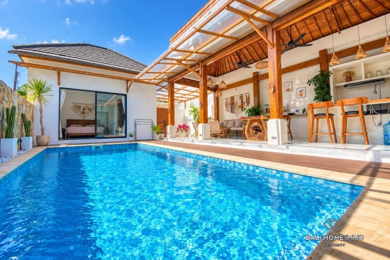 Villa chic de 3 chambres avec vue sur la jungle à vendre à Kutuh