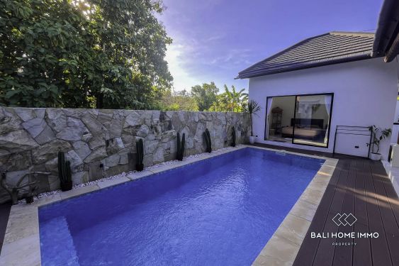 Image 2 from Dijual Vila Mewah 3 Kamar Tidur dengan Pemandangan Hutan di Kutuh